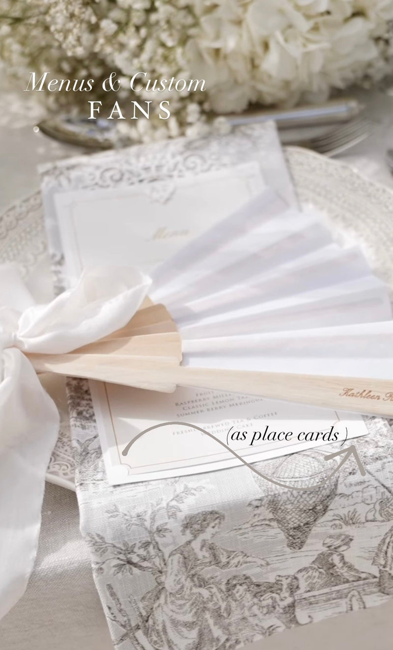 100% Handgefertigter Personalisierter Holz-Hochzeitsfächer, Bedruckt mit Menü, Monogramm und Graviert mit den Namen der Gäste