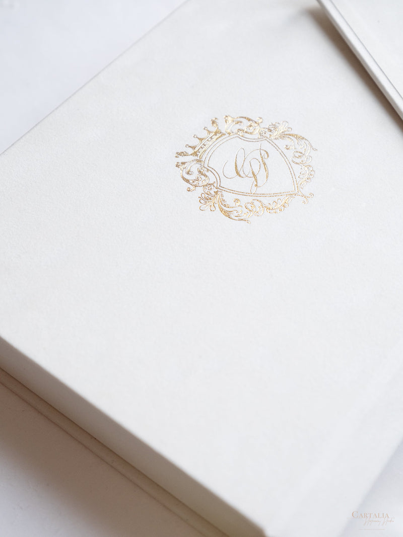 Luxus-Velvetbox mit Quaste Einladung mit Goldfolien-Hochzeitsort | Maßgeschneiderte Bestellung | Villa Balbiano, Comer See