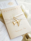 Luxuriöser Nude Hochzeitseinladung Pass Mit Graviertem Gold Flugzeug Anhänger