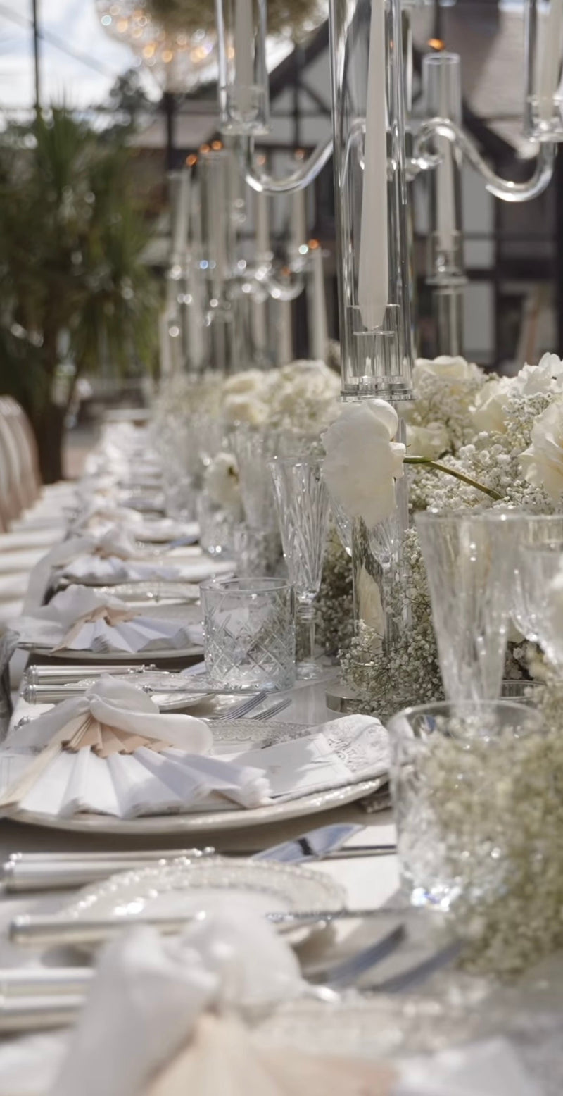 100% Handgefertigter Personalisierter Holz-Hochzeitsfächer, Bedruckt mit Menü, Monogramm und Graviert mit den Namen der Gäste