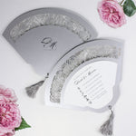 Intrikate Romantische Rosen Laser Cut Hochzeitsblütenprogrammfächer Mit Einzigartigem Luxusfolienmonogramm