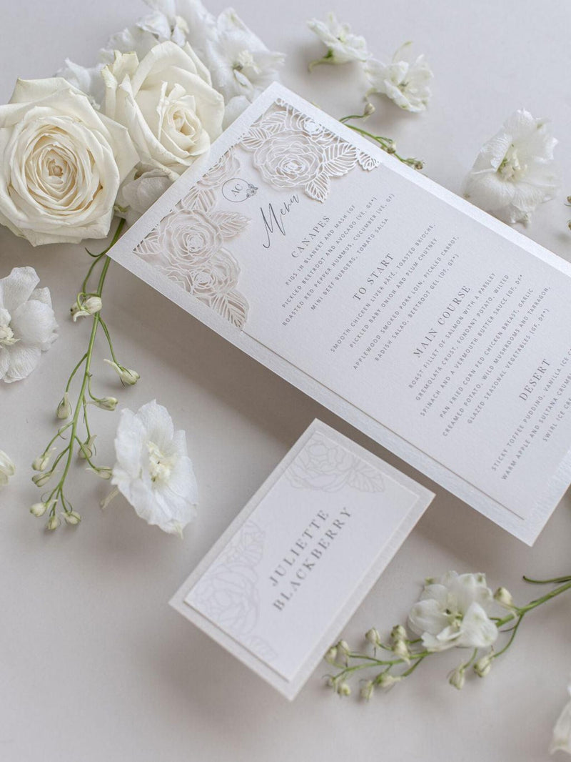 Menükarte mit Lasergeschnittenen Rosendetails, Hochzeitsmenü, Tischmenü