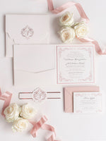 Quadratische Pocketfold-Hochzeitseinladung mit Bauchbinde und Rosegoldfolienprägung
