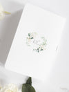 Florale Reisepass-Hochzeitseinladung, Salbeigrün mit Hortensien