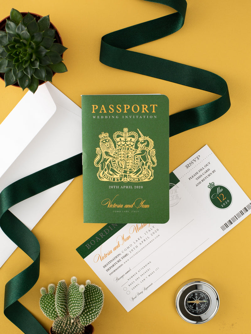 Reisepass Hochzeitseinladung Mexiko in Grün mit Bordkarte aus echter Goldfolie