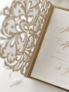 Lasergestanzte Hochzeitseinladung Gold metallic mit Blumenornament im Pocketfold mit 3 Einlegern