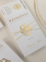 Luxuriöse Reisepass-Hochzeitseinladung Champagner mit echter Goldfolie mit RSVP