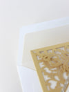 Quadratische Lasergestanzte Pocketfold-Einladung Gold mit Glitzer-Bauchbinde