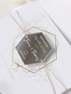 Silber Plexi Spiegel Hexagon Save-the-Date-Karte mit Magnet und Goldband