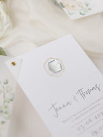 Dankeskarte / Einladungen mit weißer Hortensie Pergament und Silberbolzen Silber gespiegelter Hexagon-Anhänge